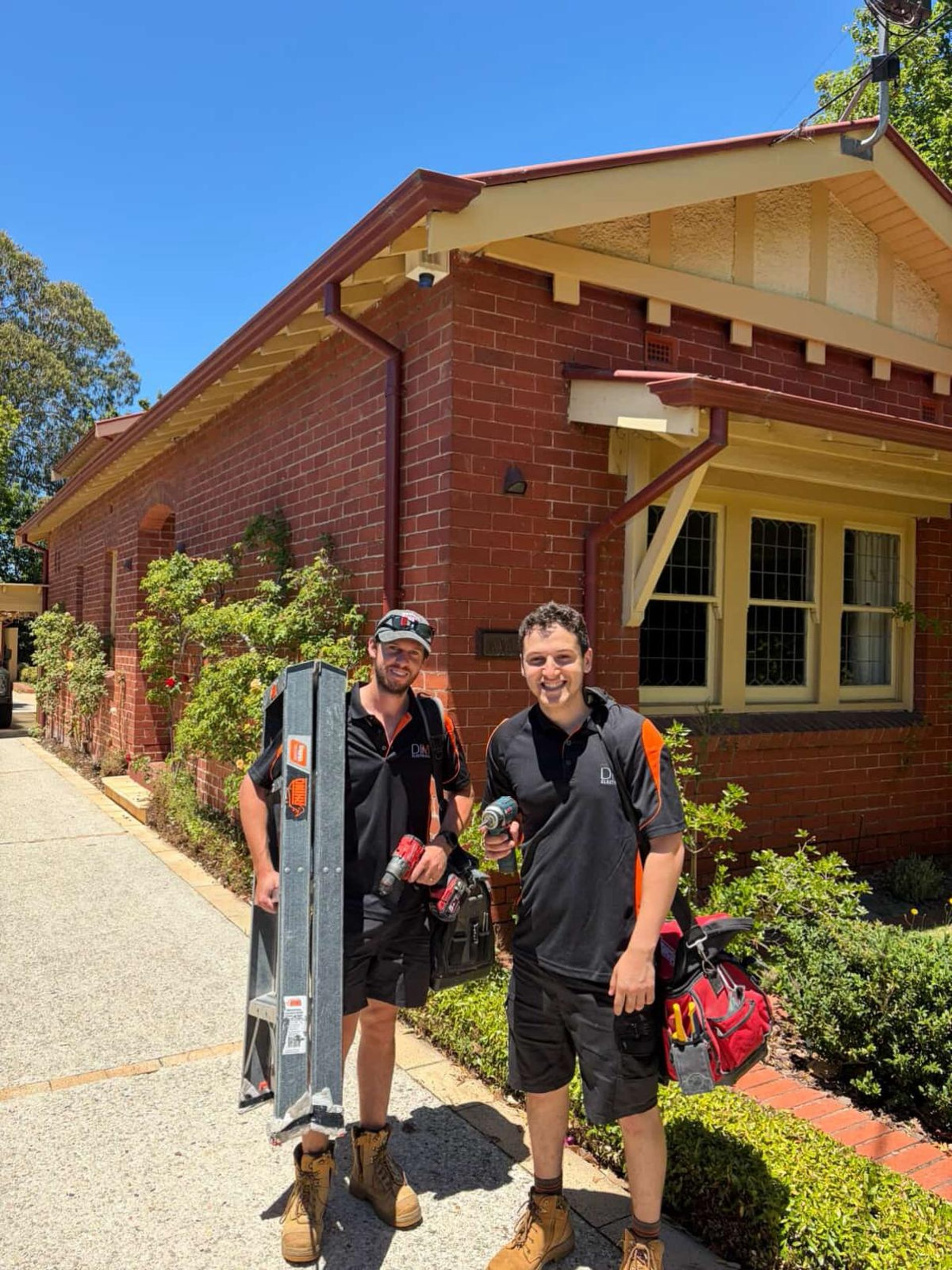DIM Electrical electrician carrying out electrical work on site in South East Melbourne